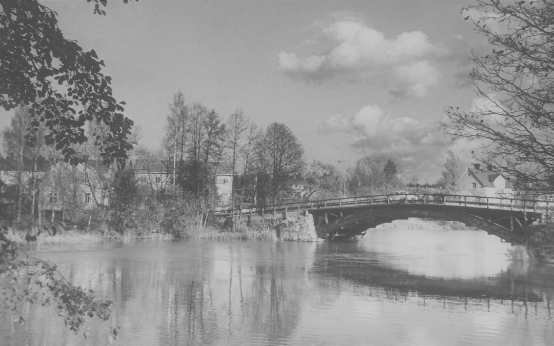 ABC-bron i Skärblacka. Foto: Gustaf Larsson. Ur Norrköpings stadsarkivs samlingar