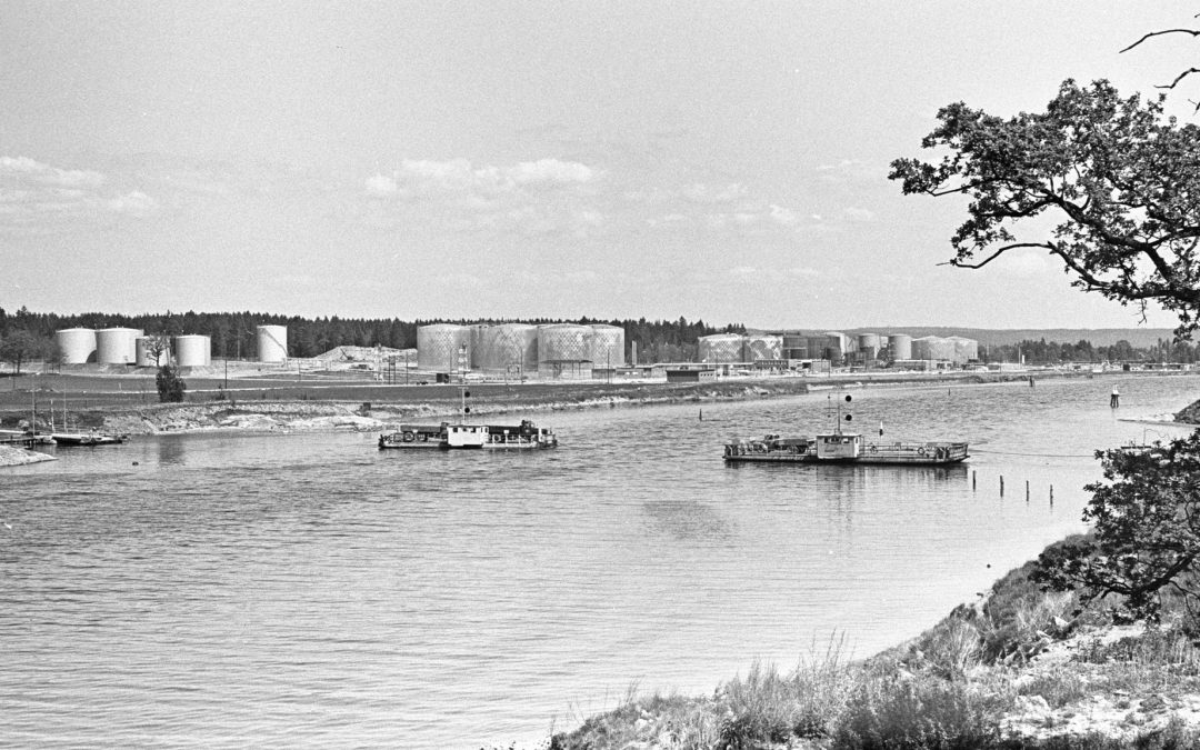 Färjetrafiken till och från Händelö 1963. Foto: Seved Walther. Ur Järnvägsmuseets samlingar
