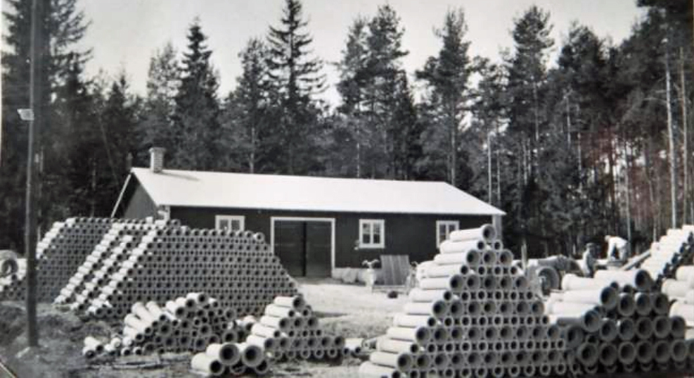 Krokeks Cementgjuteri 1943. Foto ur Kolmårdsnytt Nr 1/2016