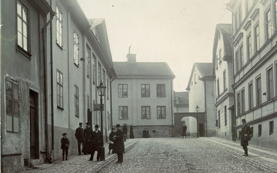 Kvarteret Godvän som förr avslutade Kungsgatan. Ur fotosamlingen Gamle Swartzens Minnen, Norrköpings stadsarkiv