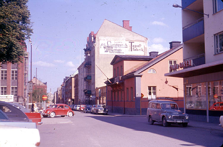 Kvarteret Smedjan på andra sidan Olai kyrkogata år 1966. Foto: Gustaf Östman. Ur Norrköpings stadsarkivs samlingar