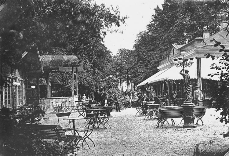 Restaurangen på Strömsholmen år 1885. Foto: Wilhelm Wiberg. Ur Norrköpings stadsmuseums samlingar